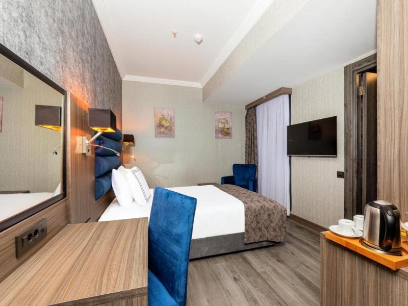 Demiray Hotel