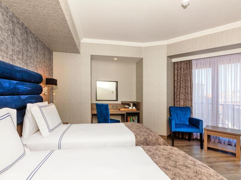 Demiray Hotel
