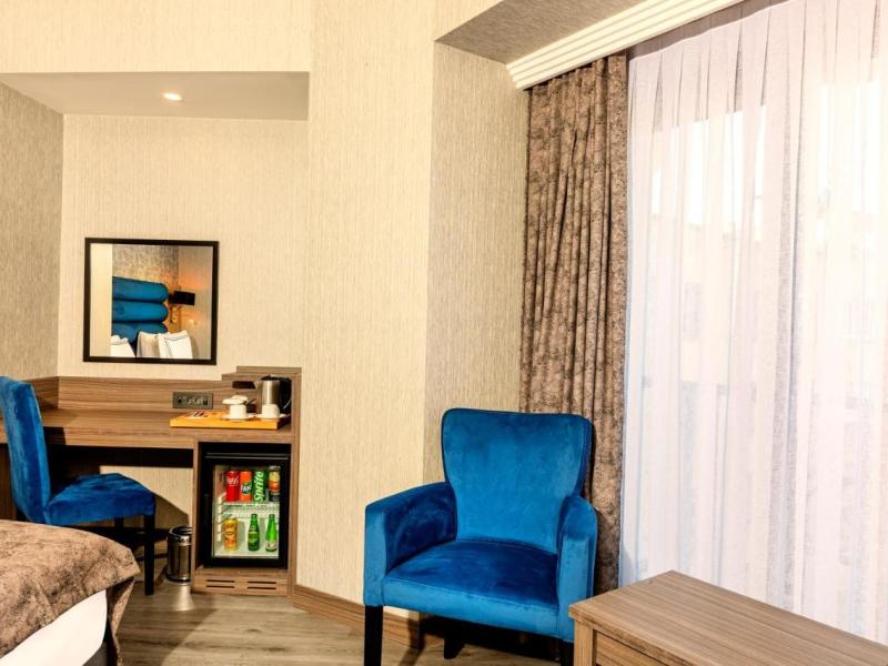 Demiray Hotel