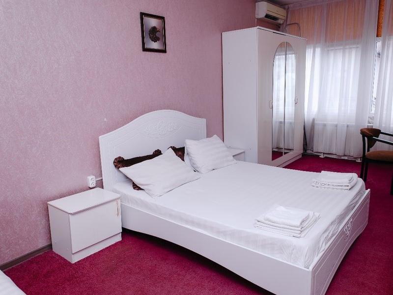 Отель Каравелла
