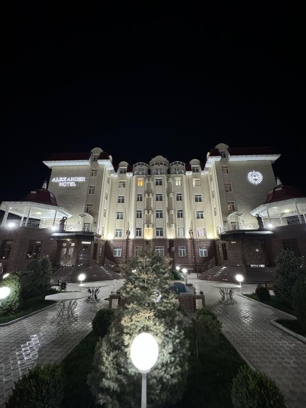 Alexander Hotel