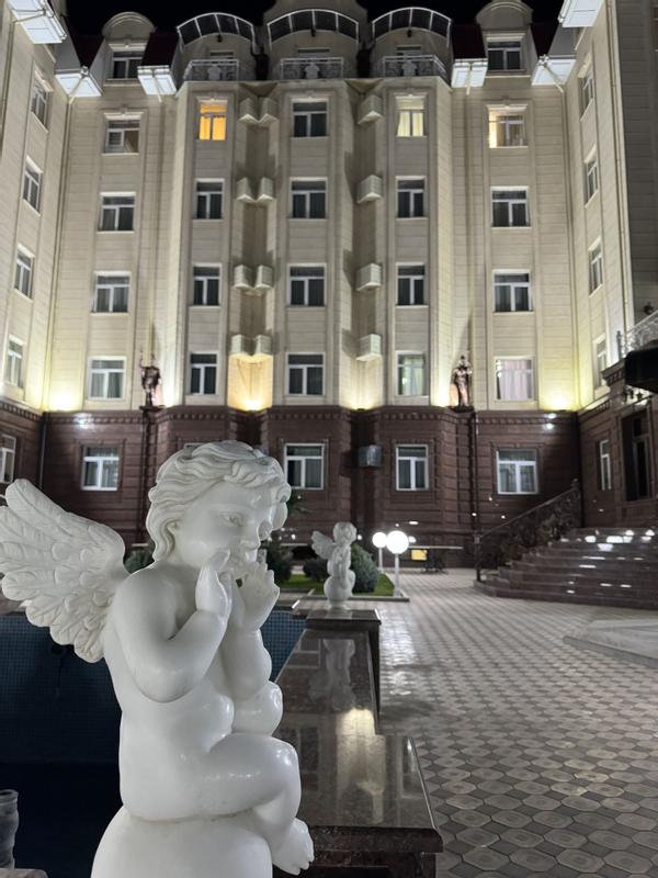 Alexander Hotel