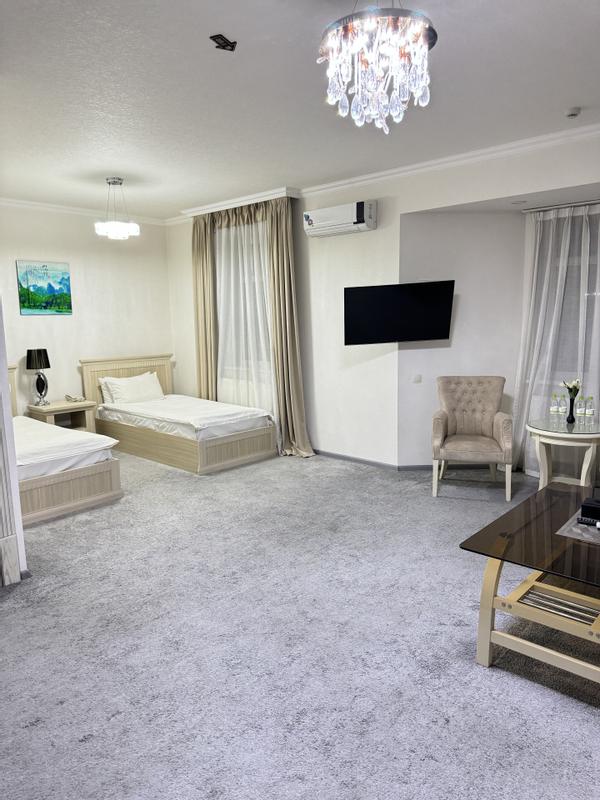 Alexander Hotel
