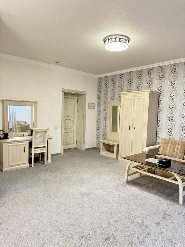 Alexander Hotel