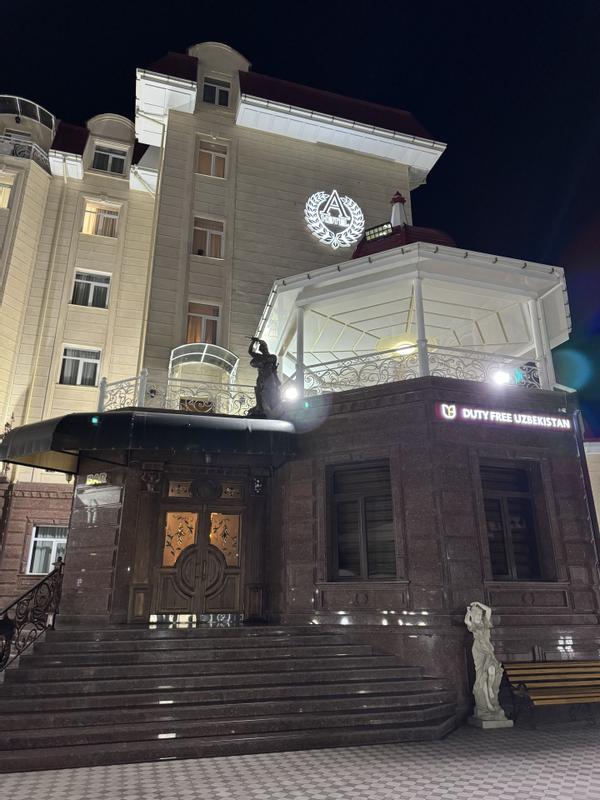 Alexander Hotel