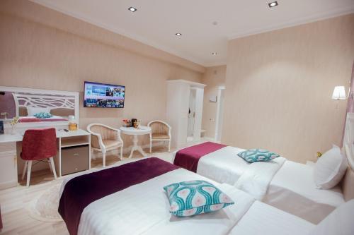 Silk Road Empire Hotel