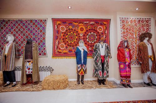 Silk Road Empire Hotel