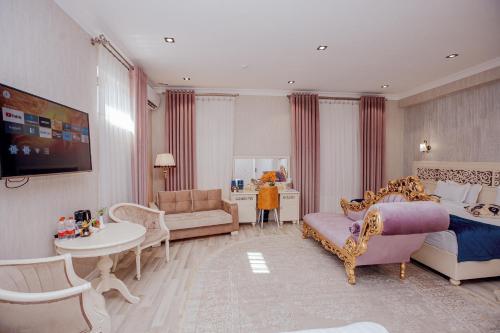 Silk Road Empire Hotel