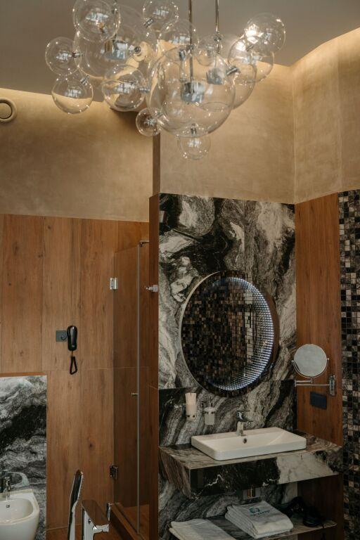 Skyada Hotel