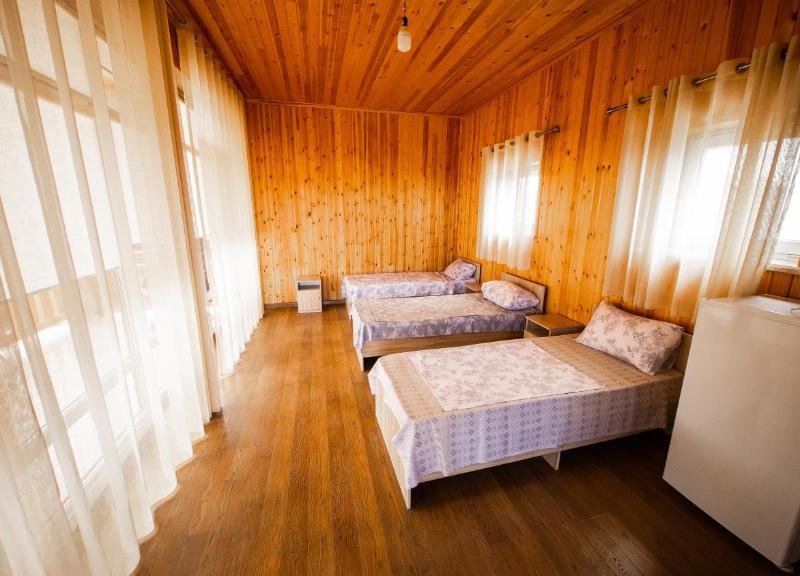 Golden Beach hotel (Избербаш)