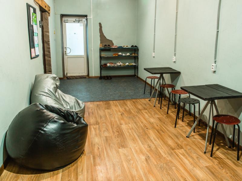 Montana Hostel
