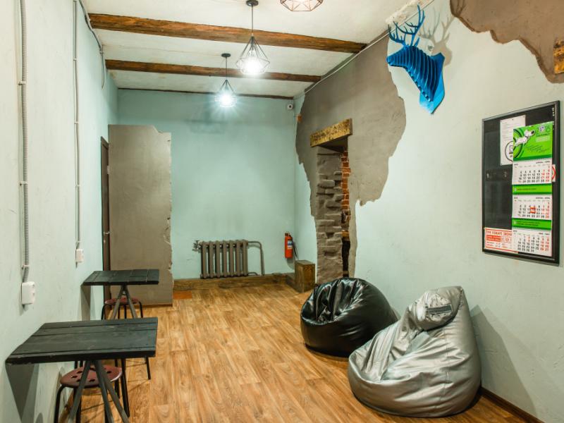 Montana Hostel