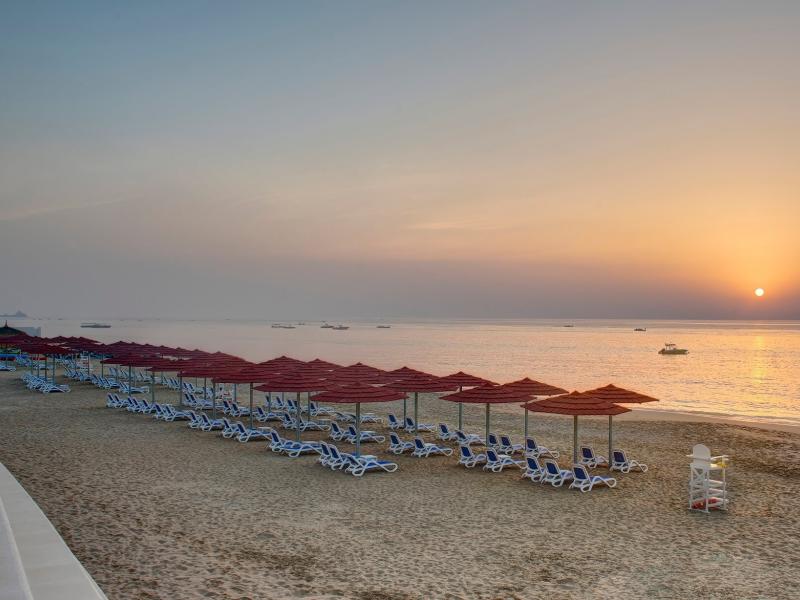 Royal M Hotel & Resort Al Aqah Beach by Gewan