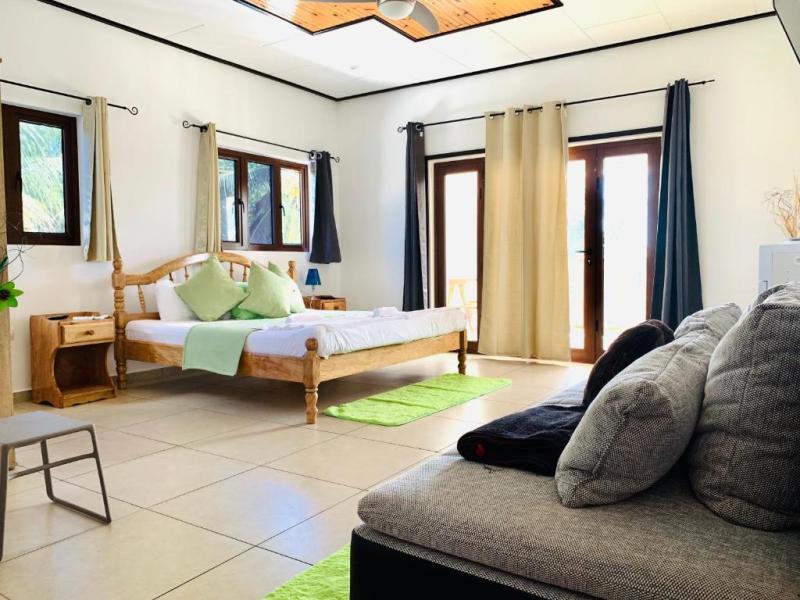 Hyde-Tide Apartments