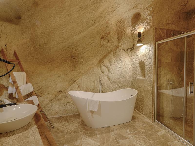 Solem Cave Suites
