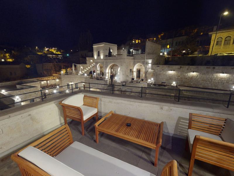 Solem Cave Suites