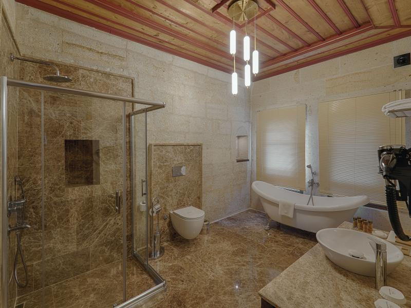 Solem Cave Suites