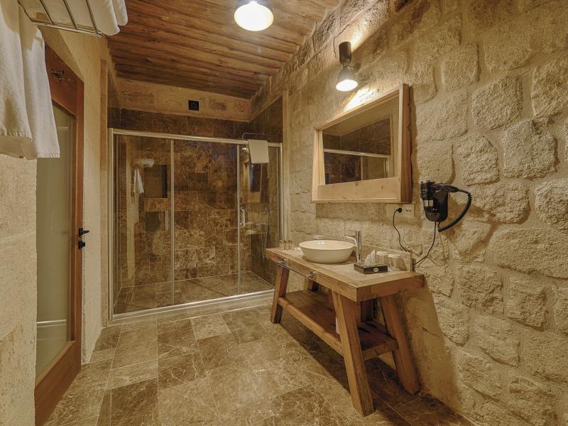 Solem Cave Suites
