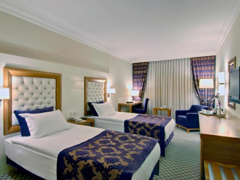 Tugcu Hotel Select