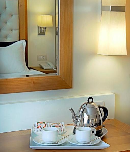 Tugcu Hotel Select