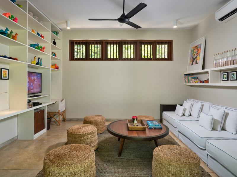 Taru Villas - The Long House