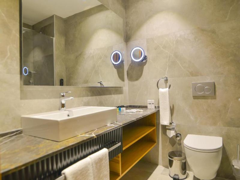 Serenity Comfort Hotel
