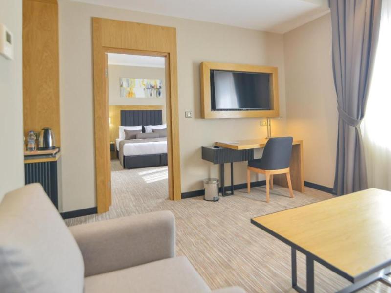 Serenity Comfort Hotel