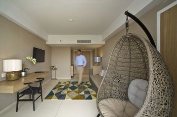 Отель Grand Zuri Kuta Bali Индонезия, Кута, фото 21