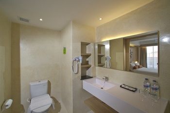 Отель Grand Zuri Kuta Bali Индонезия, Кута, фото 3
