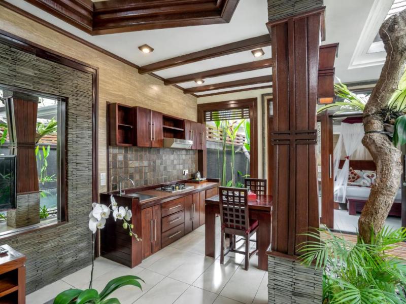 The Bali Dream Suite Villa Seminyak