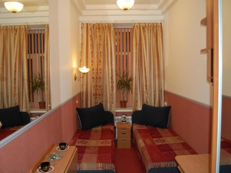 Мини-отель Русская сказка (1-я Советская)