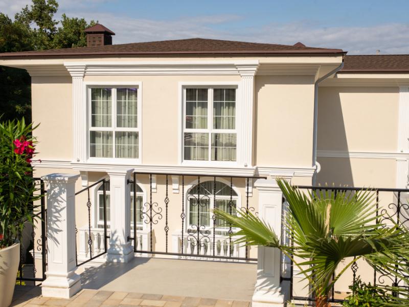 The White Residence