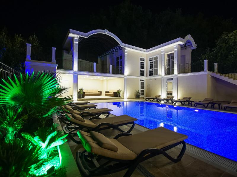 The White Residence