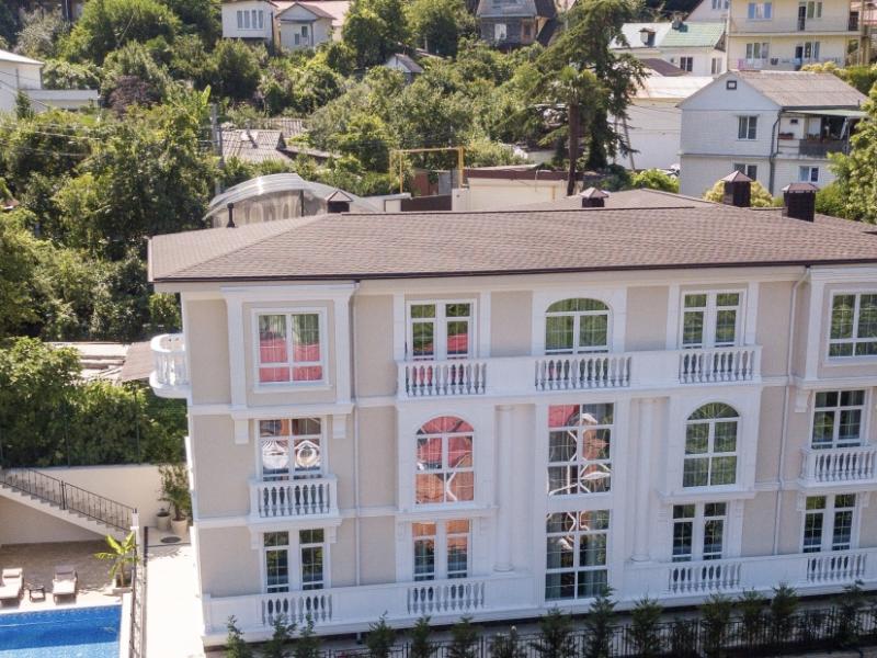 The White Residence