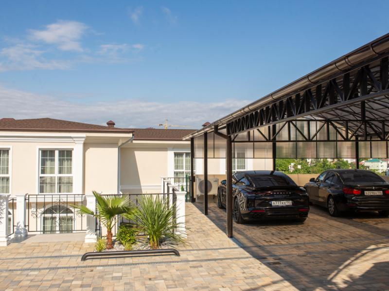 The White Residence