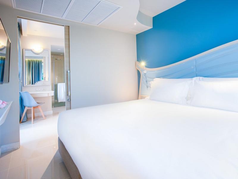 Centara Sonrisa Residences & Suites Sriracha