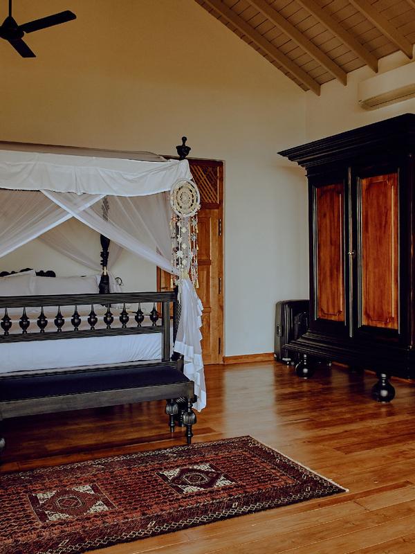 Villa Space