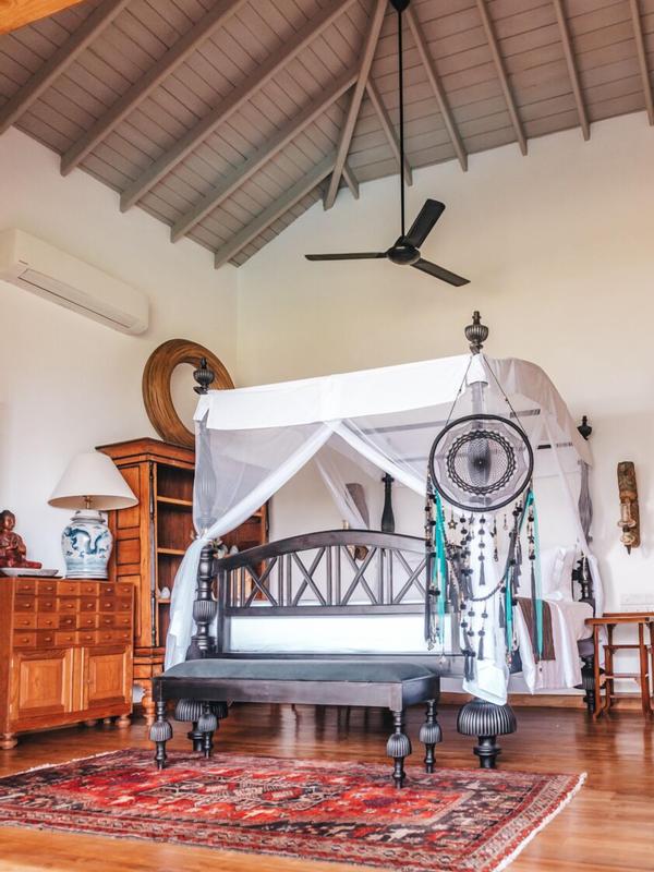 Villa Space