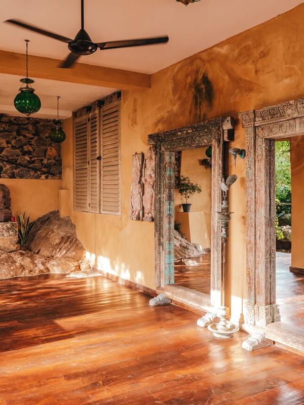 Villa Space