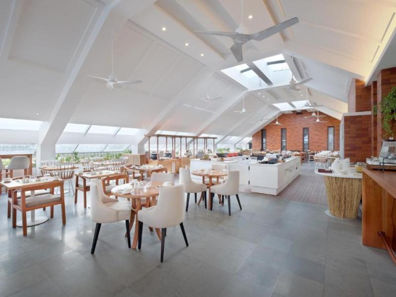 Jambuluwuk Oceano Seminyak