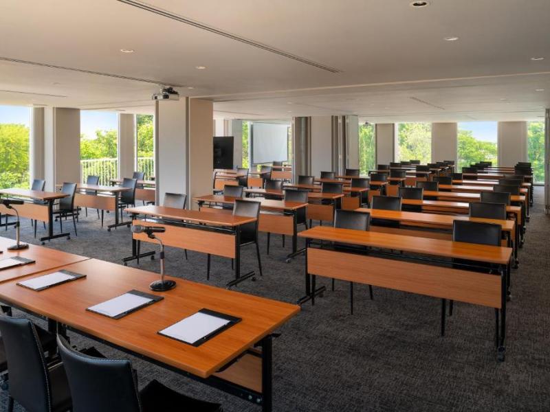 Cross Pattaya Pratamnak