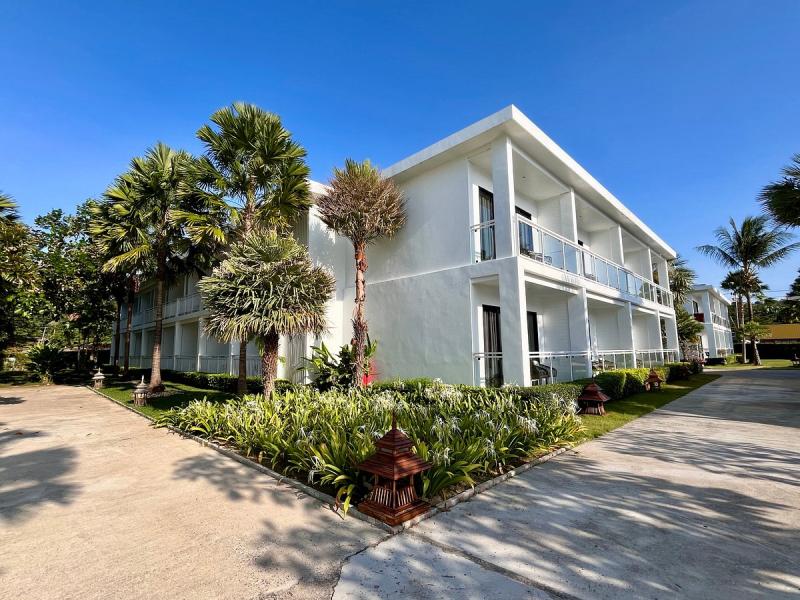 Royal Yao Yai Island Beach Resort