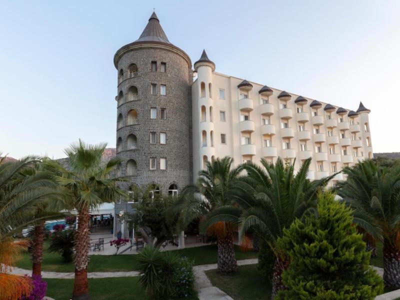 X Life Hotel