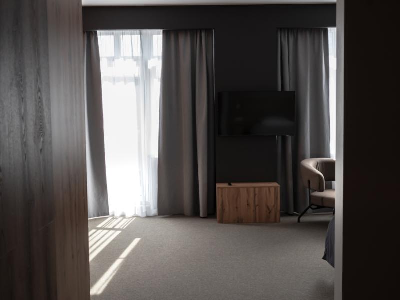 Roomi