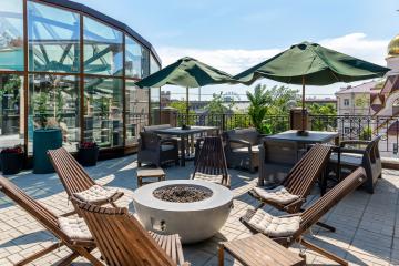 Отель V Hotel & Rooftop Lounge Россия, Владивосток, фото 3