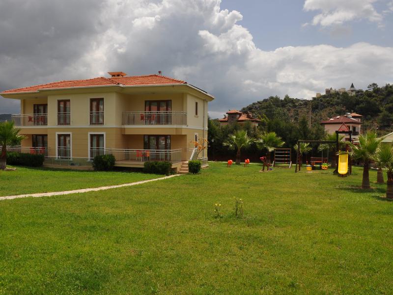The One Club Hotel