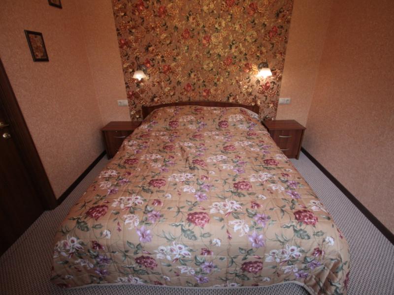Carlson Hotel