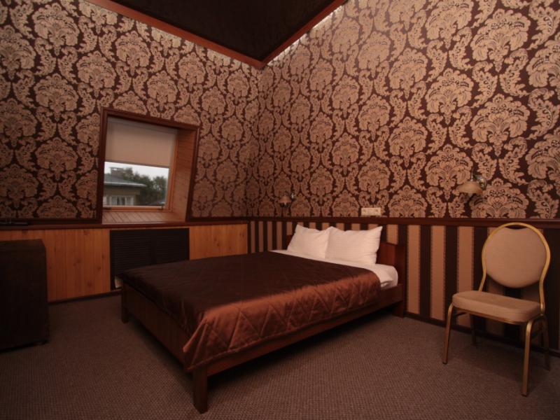 Carlson Hotel