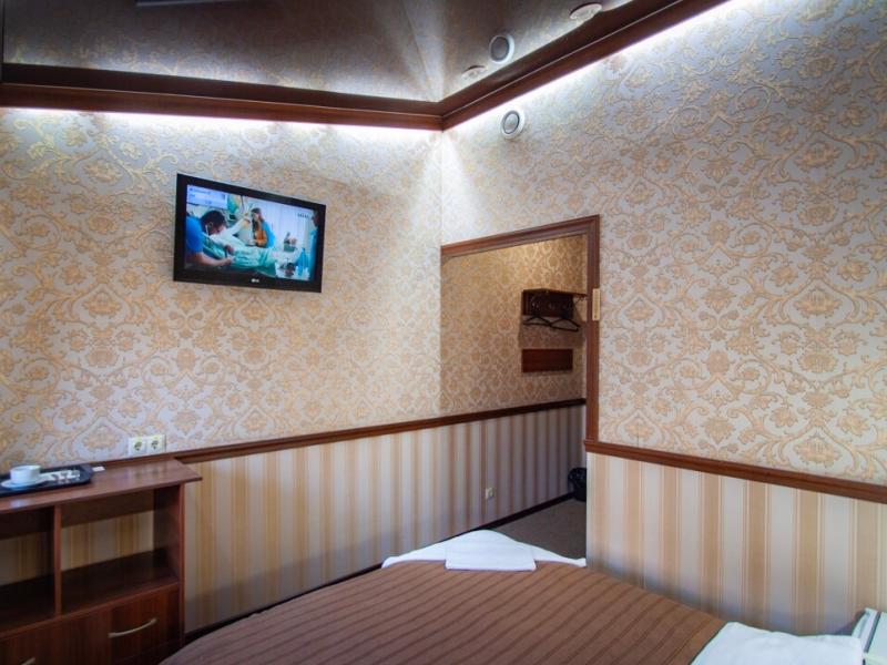 Carlson Hotel