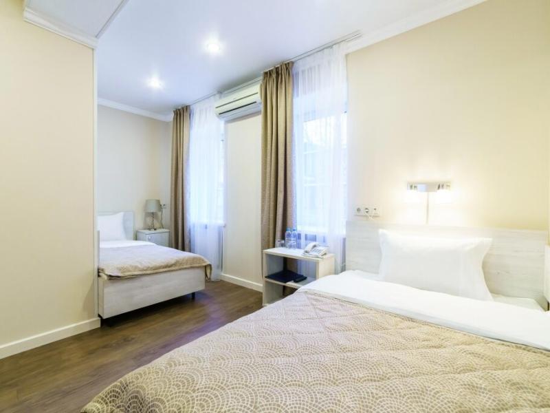 Rossi Hotel